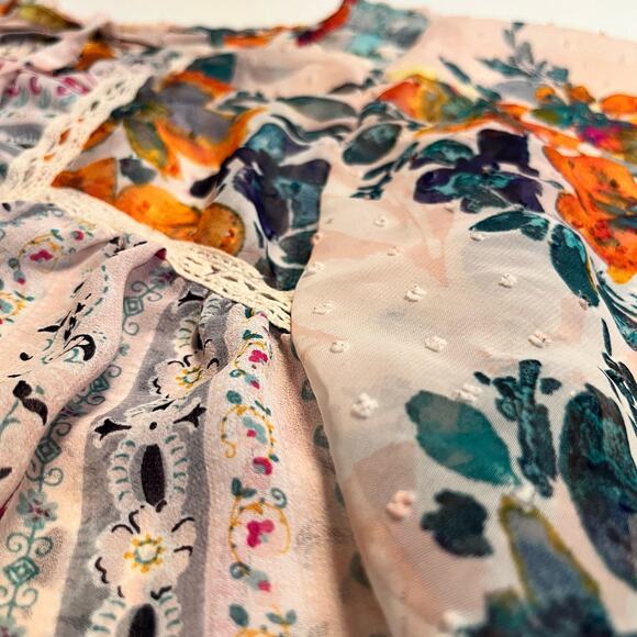 Fig and Flower Top Size S Sheer Flutter Sleeve Semi Sheer Lace - Picture 6 of 10